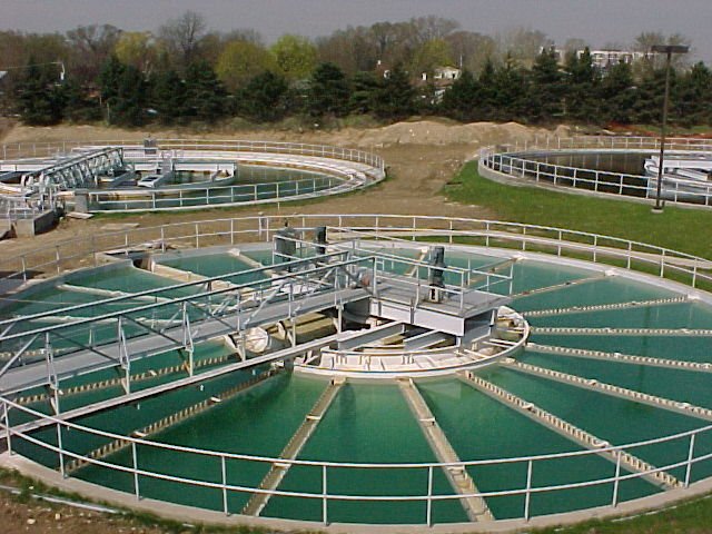 การบำบัดน้ำเสีย Riverside Water Treatment